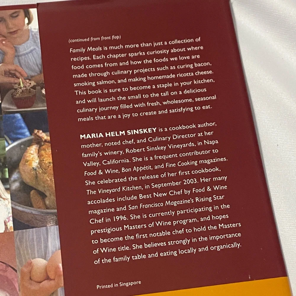 Williams Sonoma Family Meals Cookbook NWOT